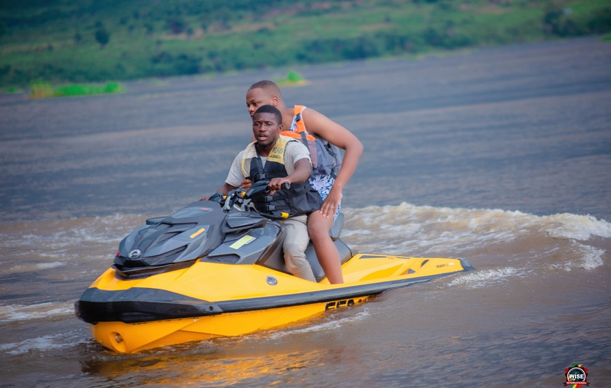 Découvrez le Jet Ski au fleuve Congo